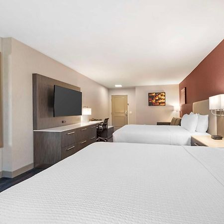 Best Western Plus Temecula Wine Country Hotel & Suites Exterior photo